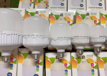 Bóng đèn led búp 40w giá rẻ shop áo quấn thời trang cao cấp, bảo hành 24 tháng