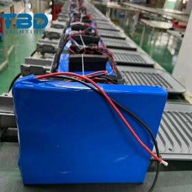ĐÓNG KHỐI PIN ĐÈN NĂNG LƯỢNG MẶT TRỜI 12V 60Ah - 80Ah - 90Ah