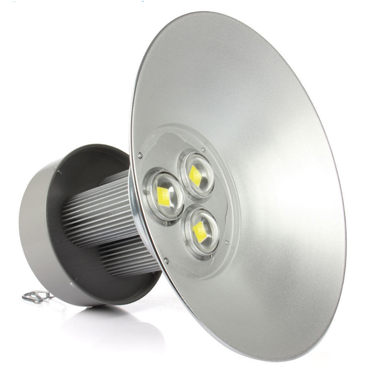 Đèn LED nhà xưởng TPHCM giá rẻ giúp tiết kiệm chi phí điện và tiết kiệm chi phí mua đèn. Với nhiều lựa chọn về kiểu dáng và độ sáng, bạn sẽ dễ dàng tìm được đèn phù hợp với nhu cầu của mình. Hãy sử dụng đèn LED nhà xưởng TPHCM giá rẻ để tiết kiệm chi phí và cải thiện ánh sáng tại xưởng của bạn.